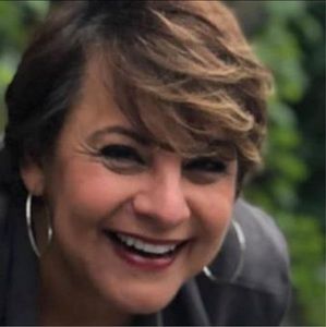 Meet your Posher, Joyce